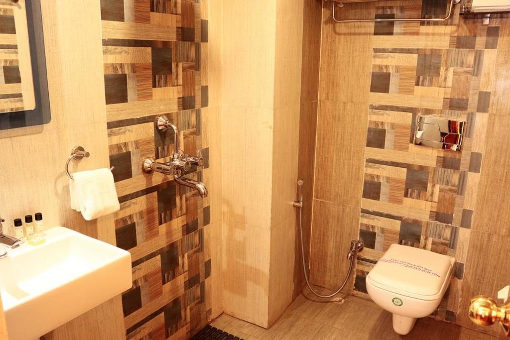 Oyo 1522 Npg Hotel Kolkata