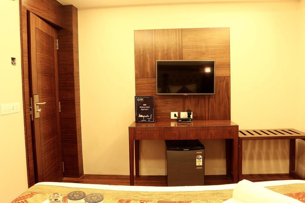Oyo 1522 Npg 3* Kolkata